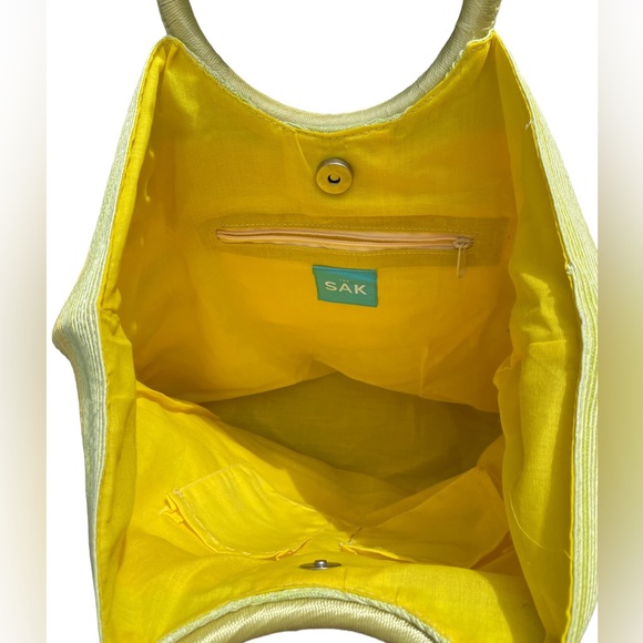 The Sak Straw Tote Round Handles Magnetic Closure Striped Lined Summer Beach - Picture 6 of 11